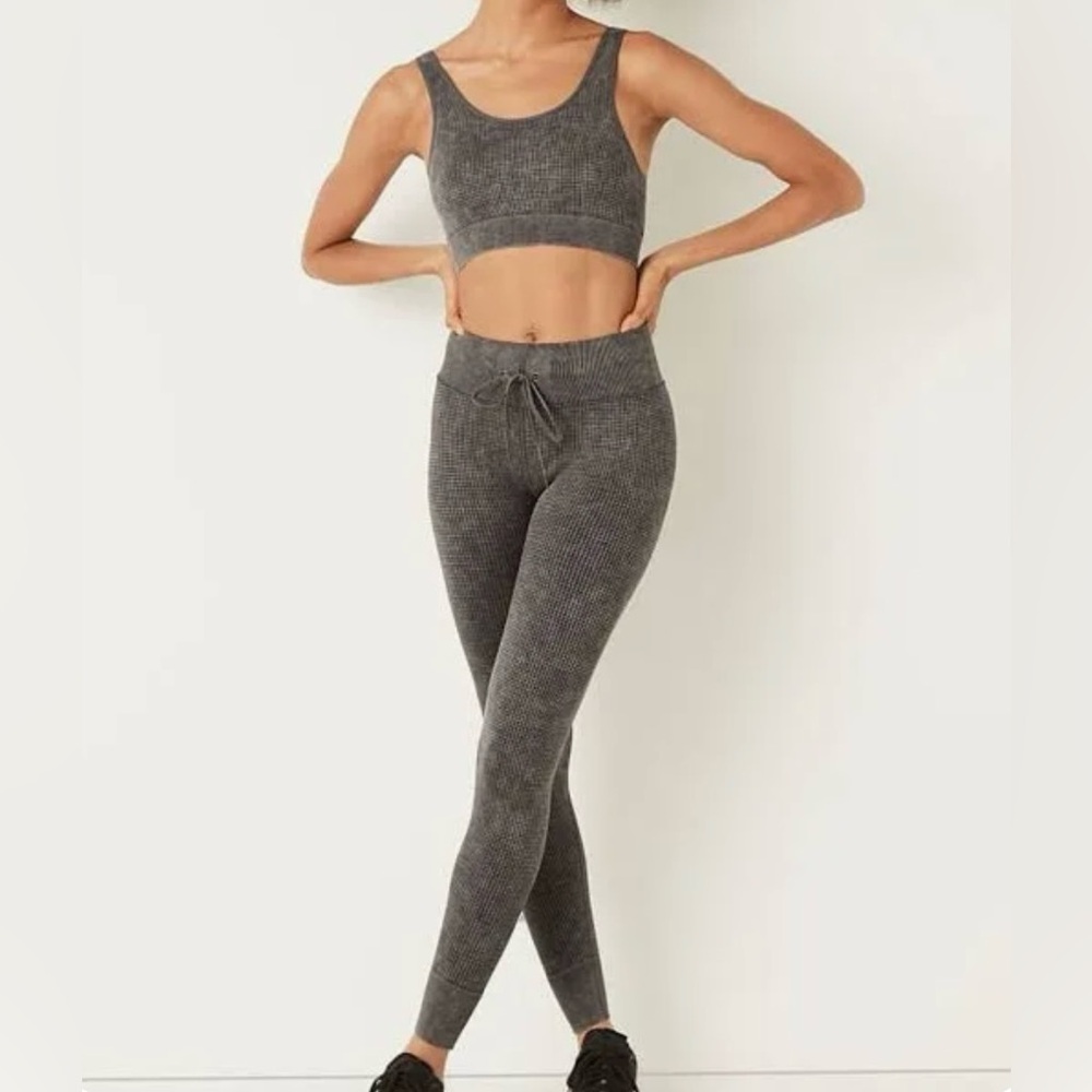 Victoria's Secret Leggings EUC High Waist Gray Jogger Full Length PINK …